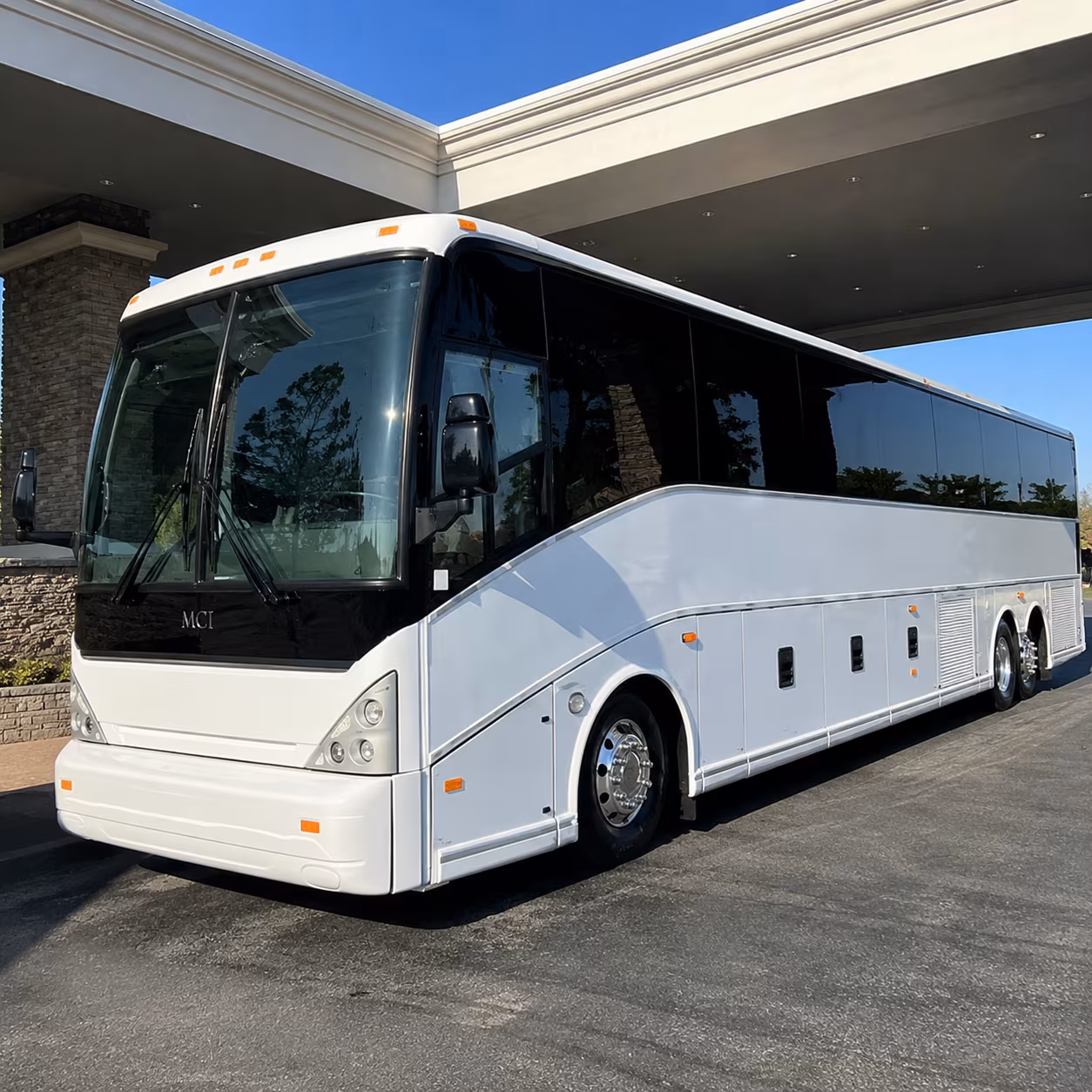 multi day corporate charter buses for conferences retreats and training events