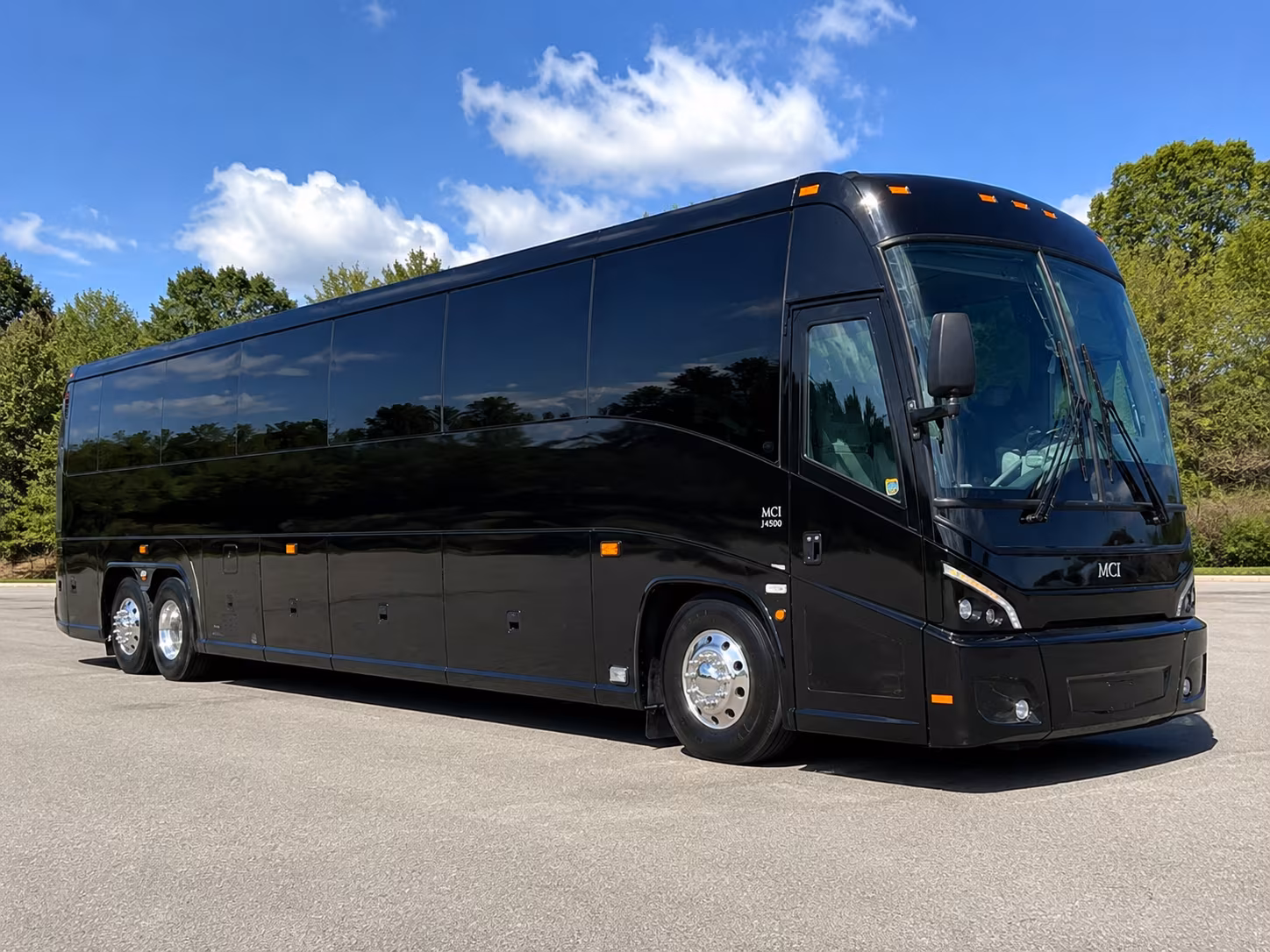shuttle your guests between cranston hotels and rhode island s most beautiful wedding venues