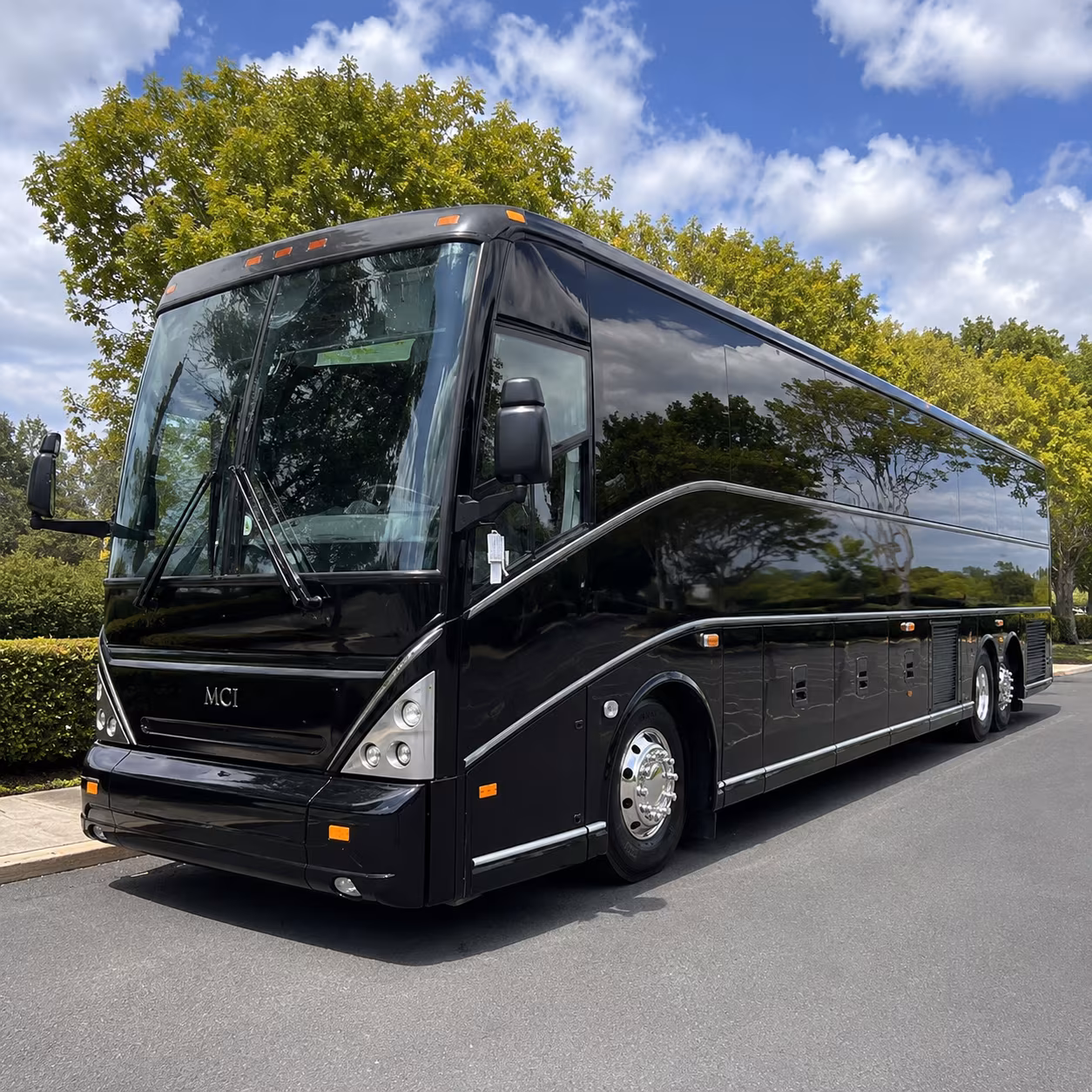 whether your class is headed to slater mill or battleship cove the right bus is here
